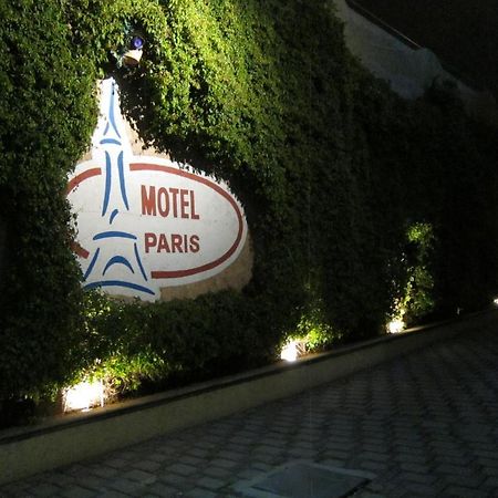 פואבלה Motel Paris מראה חיצוני תמונה